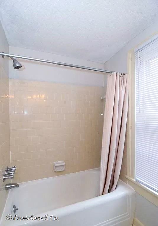 350 Telfair Street, Unit E - Photo 6 of 9