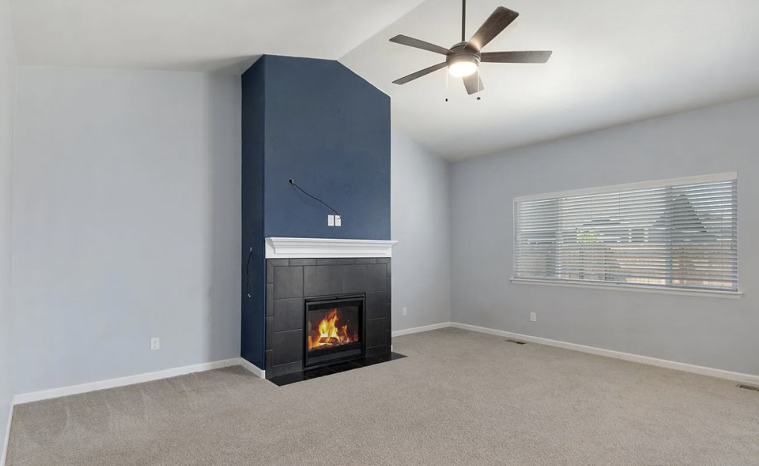 703 South Settlers Drive - Photo 5 of 13