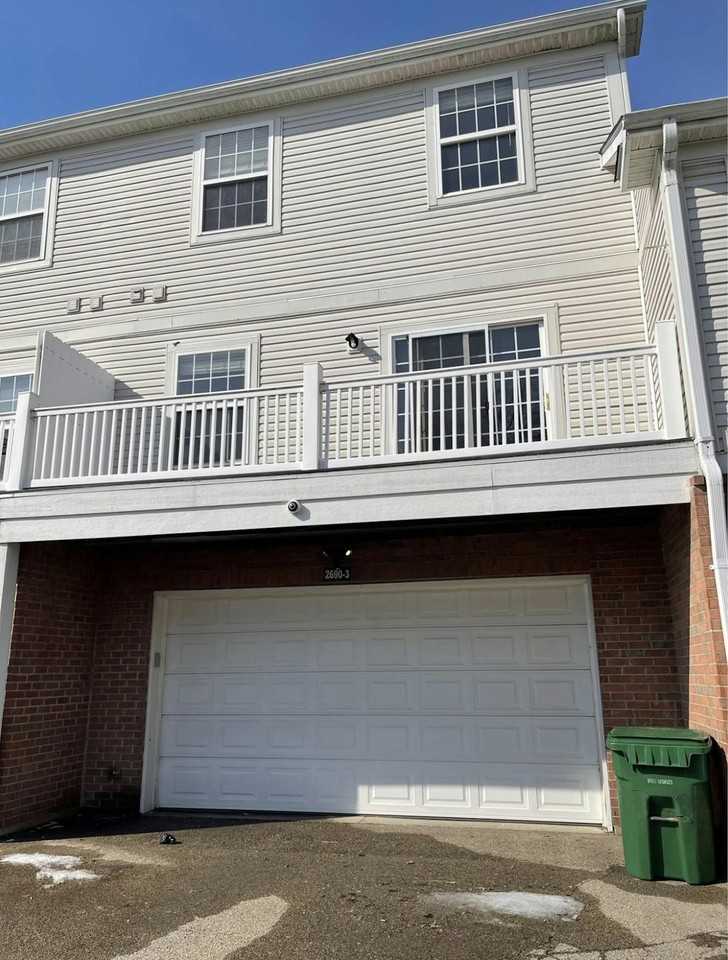 2690 Gardenia Avenue - Photo 2 of 17