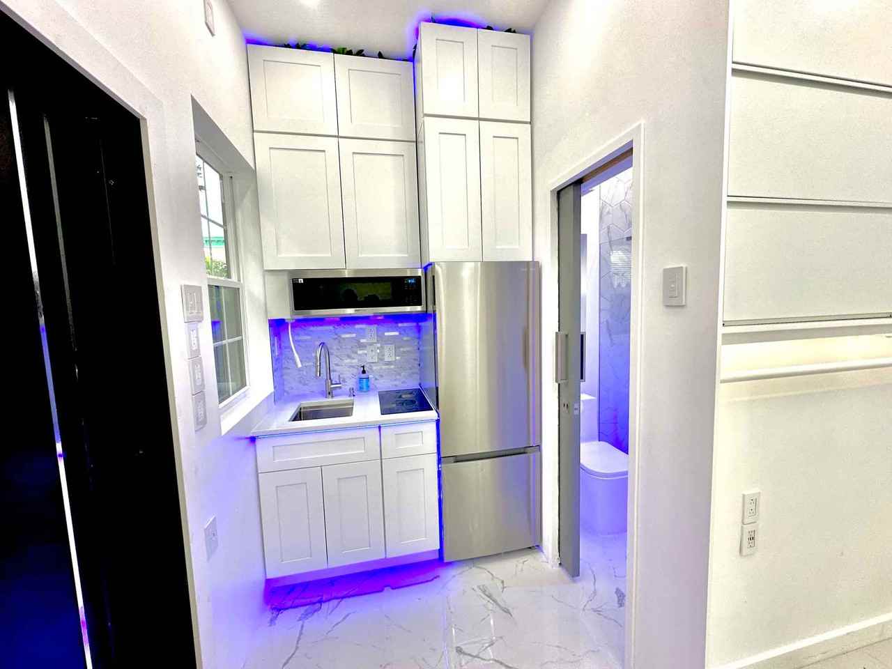 196 Danforth Ave - Photo 3 of 11