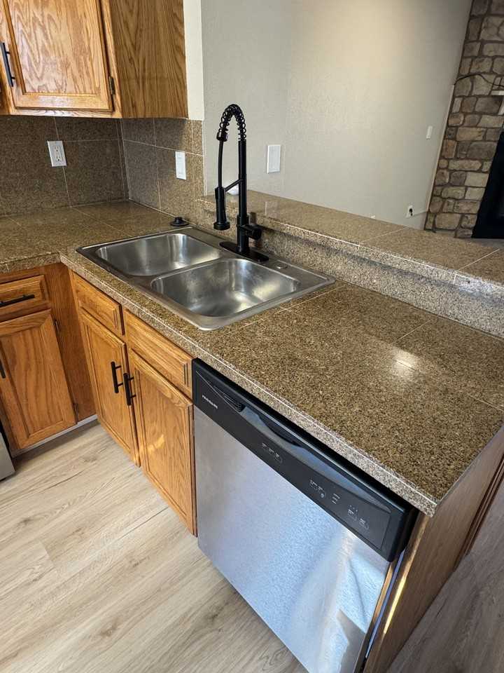 2603 E Nichols Cir #1 - Photo 6 of 32