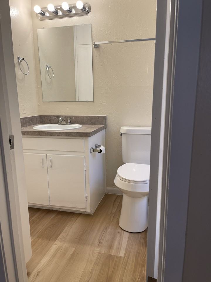 1318 North 18th Street - Photo 5 of 9