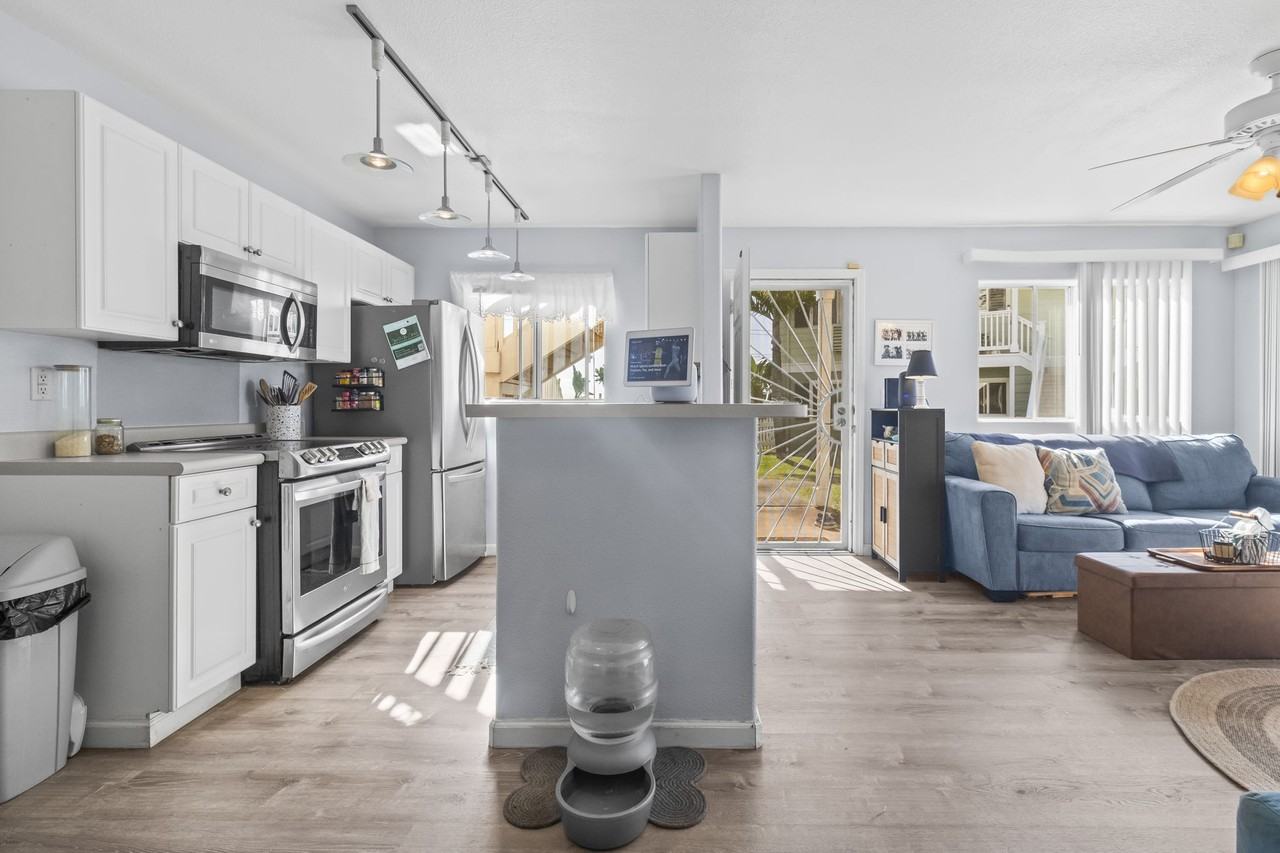 94-510 Lumiaina St T103 - 1 #1 - Photo 3 of 19