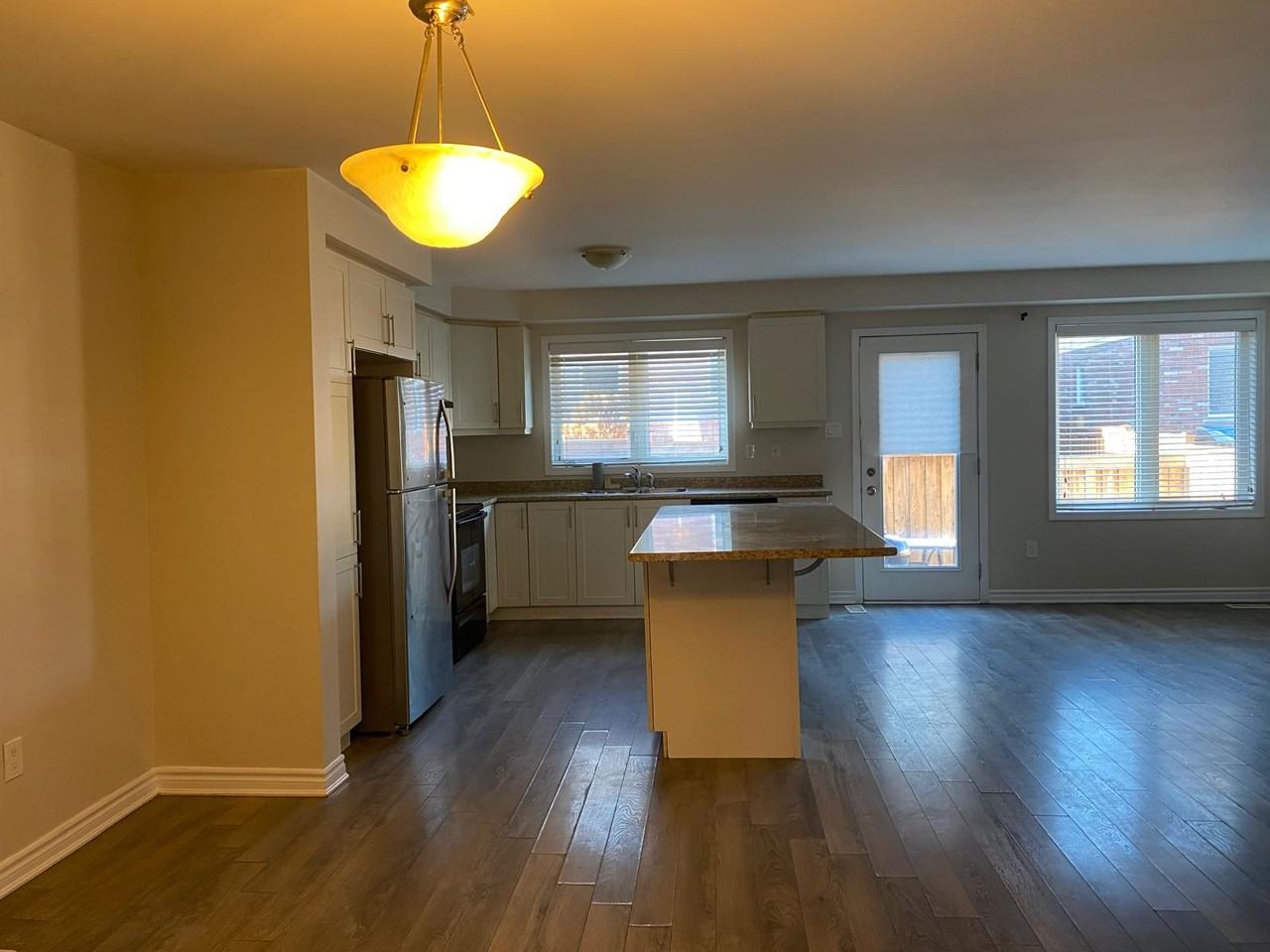 14 Lothbury Drive - Photo 5 of 20