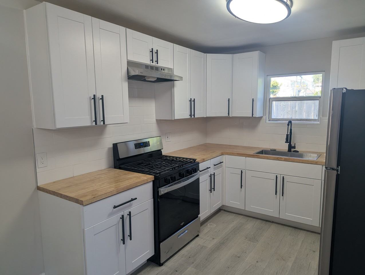 Cherokee Avenue - Photo 2 of 10