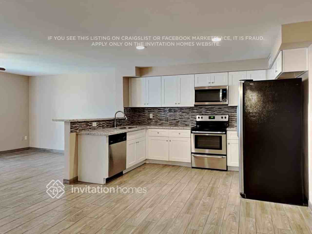 14815 N 38th St - Photo 7 of 18