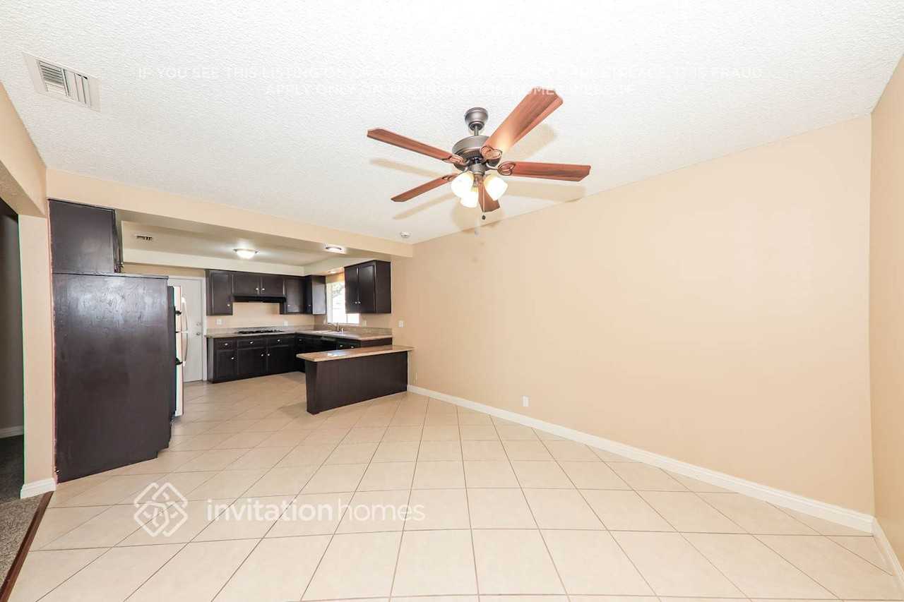 41797 Royal Palm Dr - Photo 7 of 17