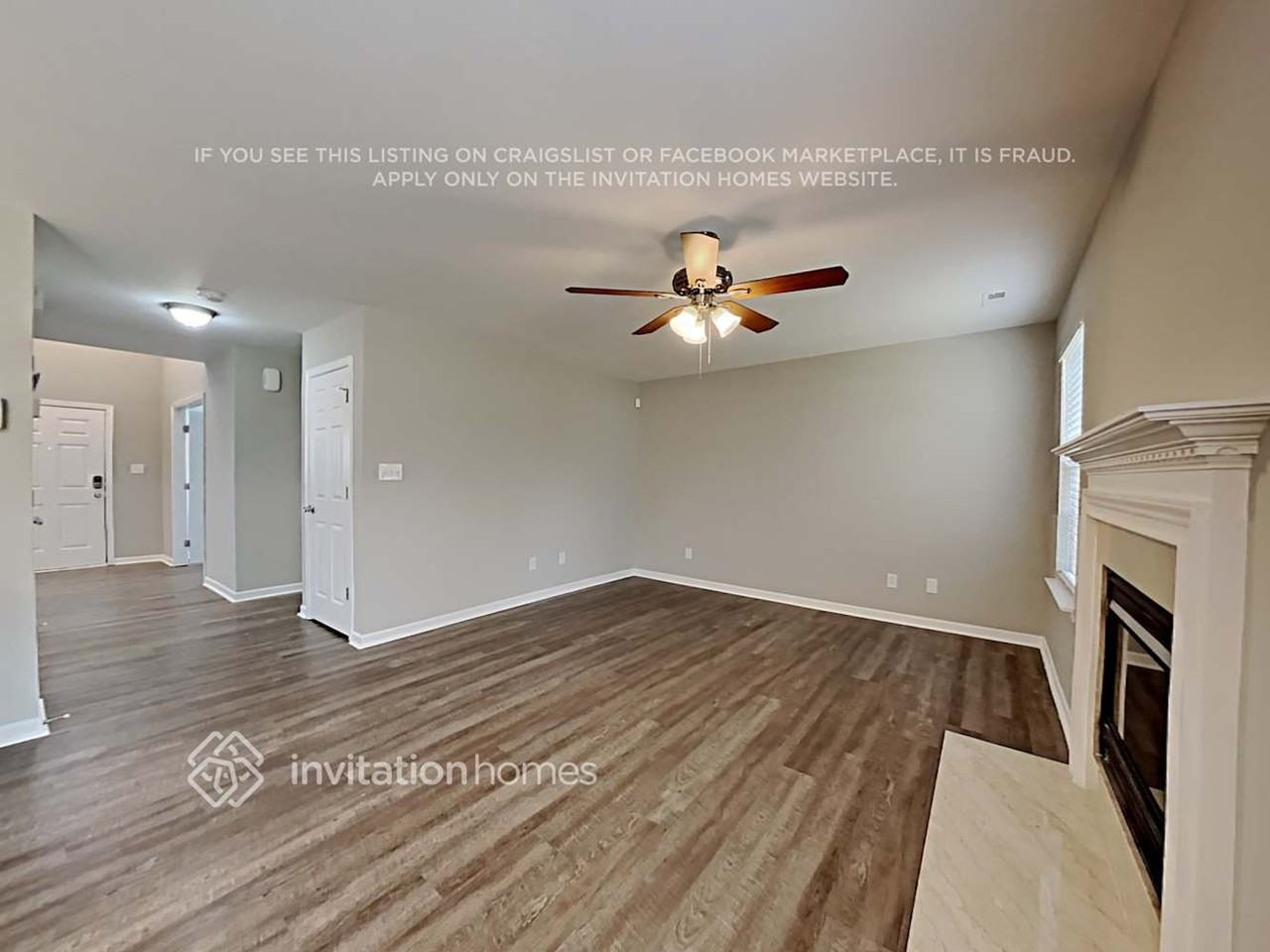 12027 Chantress Ln - Photo 4 of 20