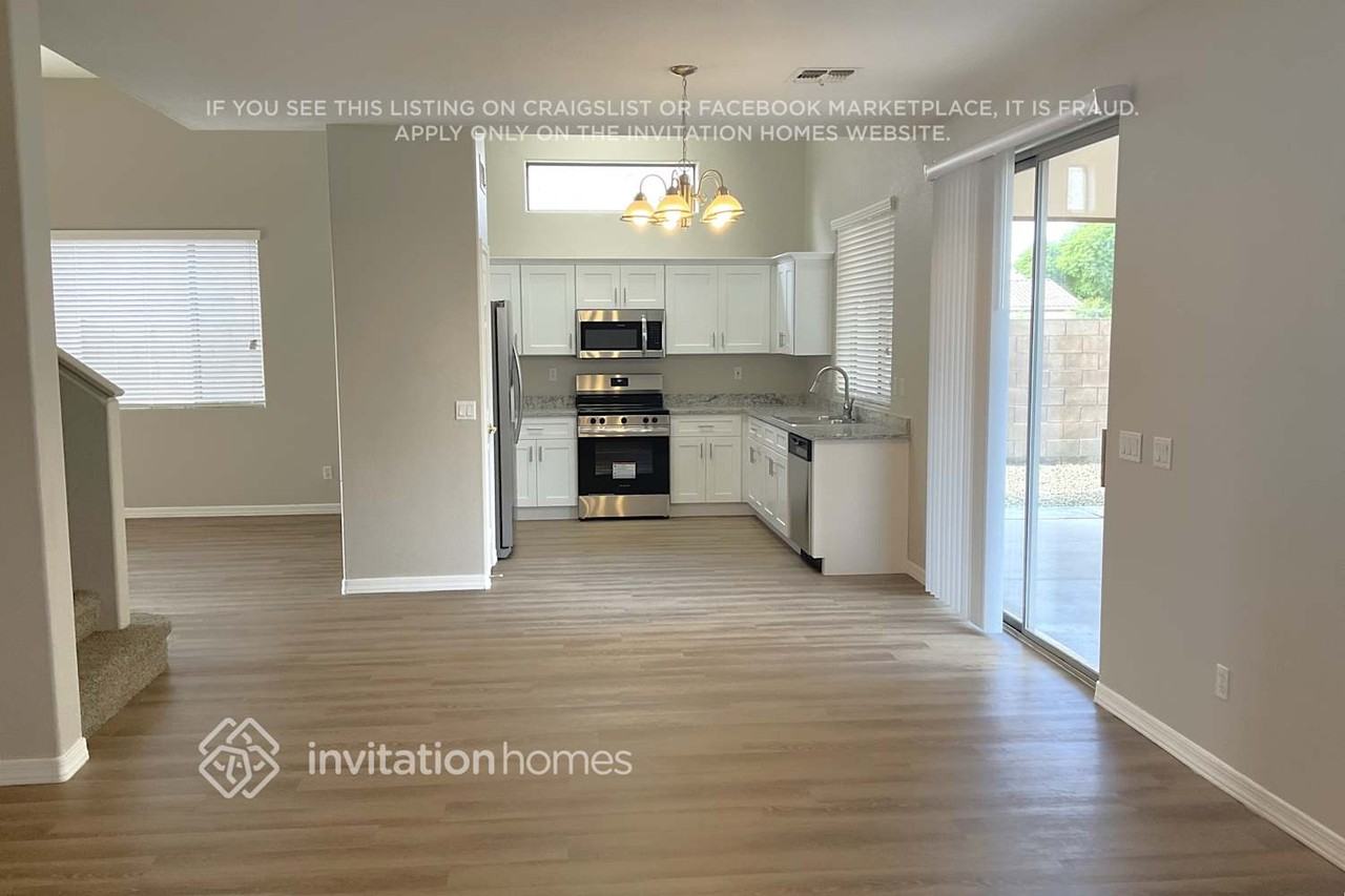 14342 W Avalon Dr - Photo 4 of 13