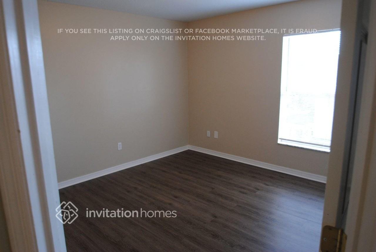 936 Forest Hill Dr - Photo 3 of 8