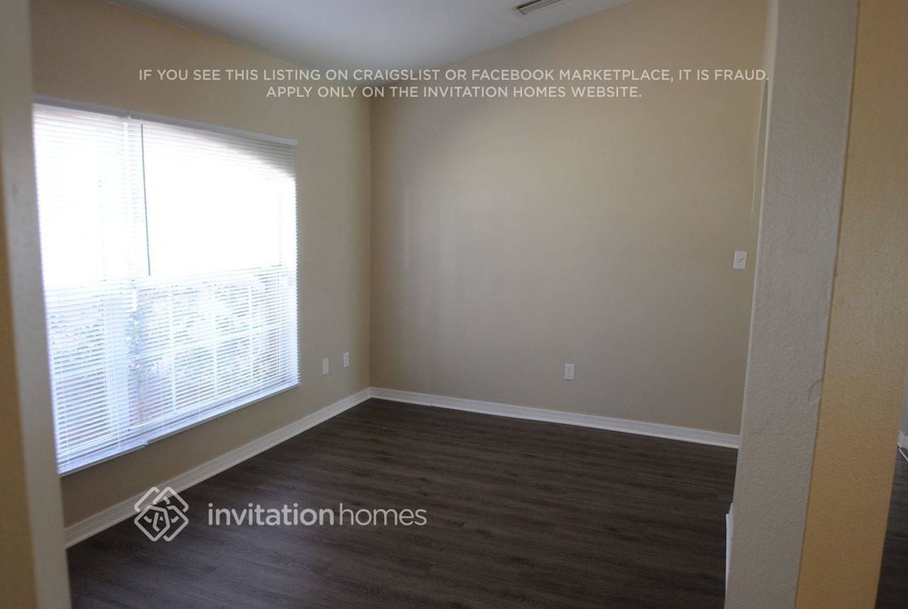 936 Forest Hill Dr - Photo 4 of 8