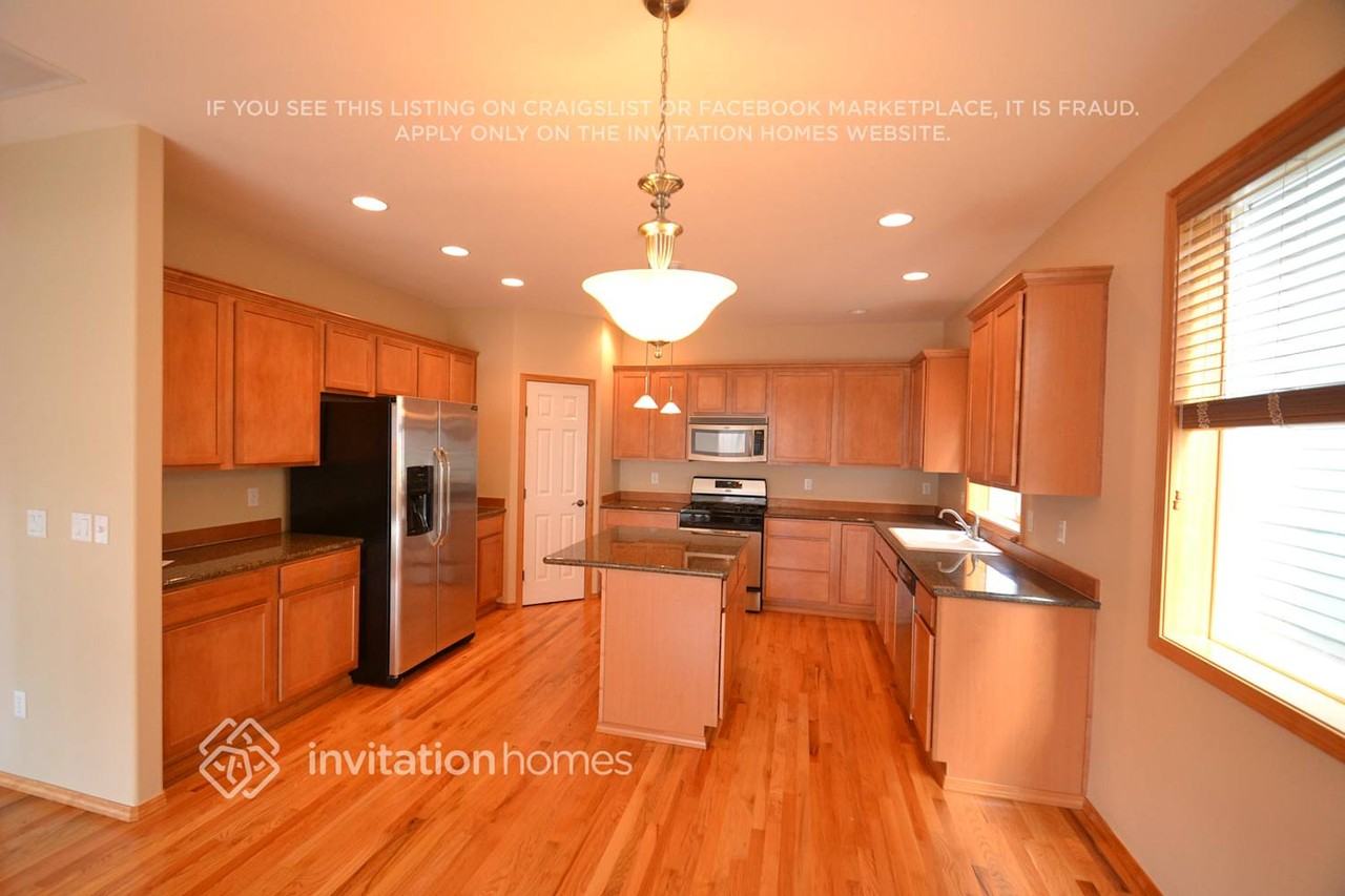 34229 13th Ct Sw - Photo 2 of 20