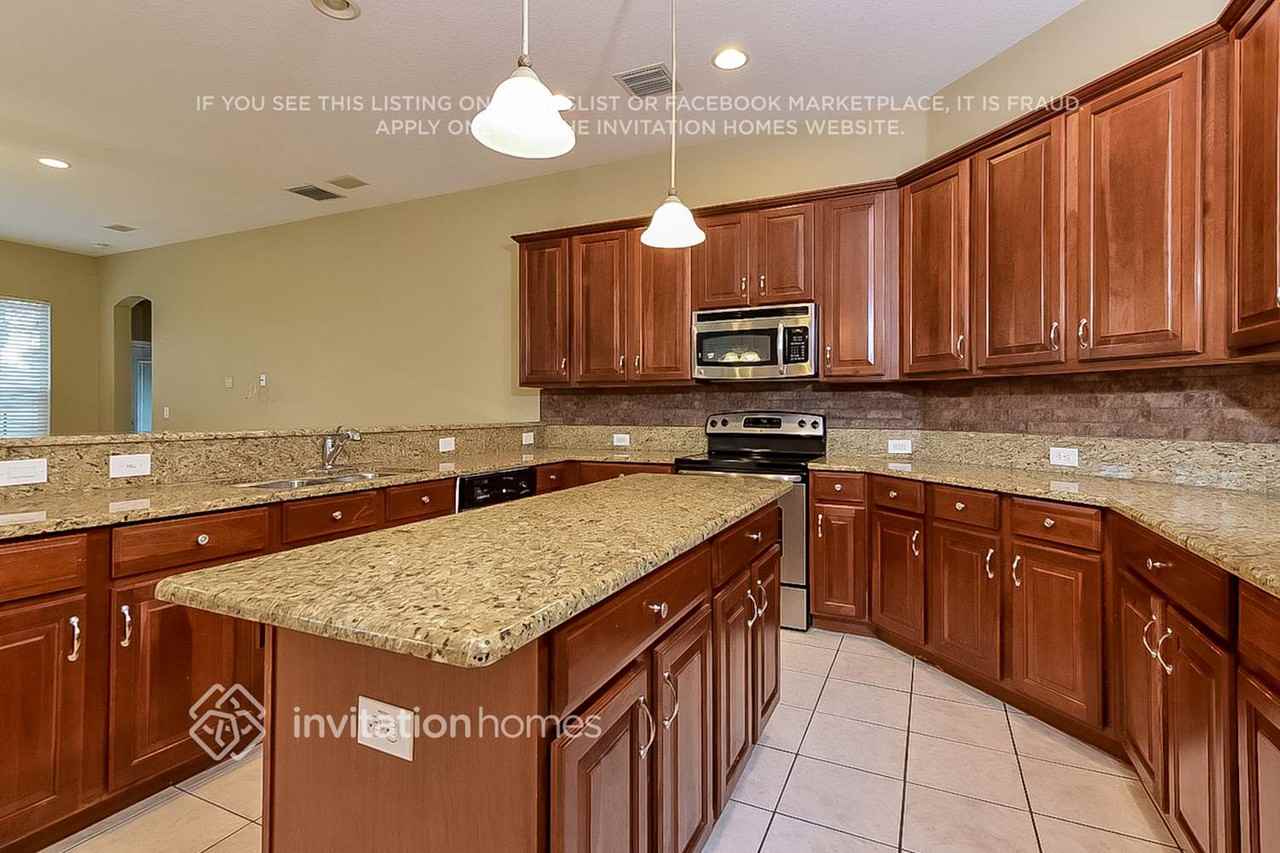 4012 Eagleflight Ln - Photo 5 of 20