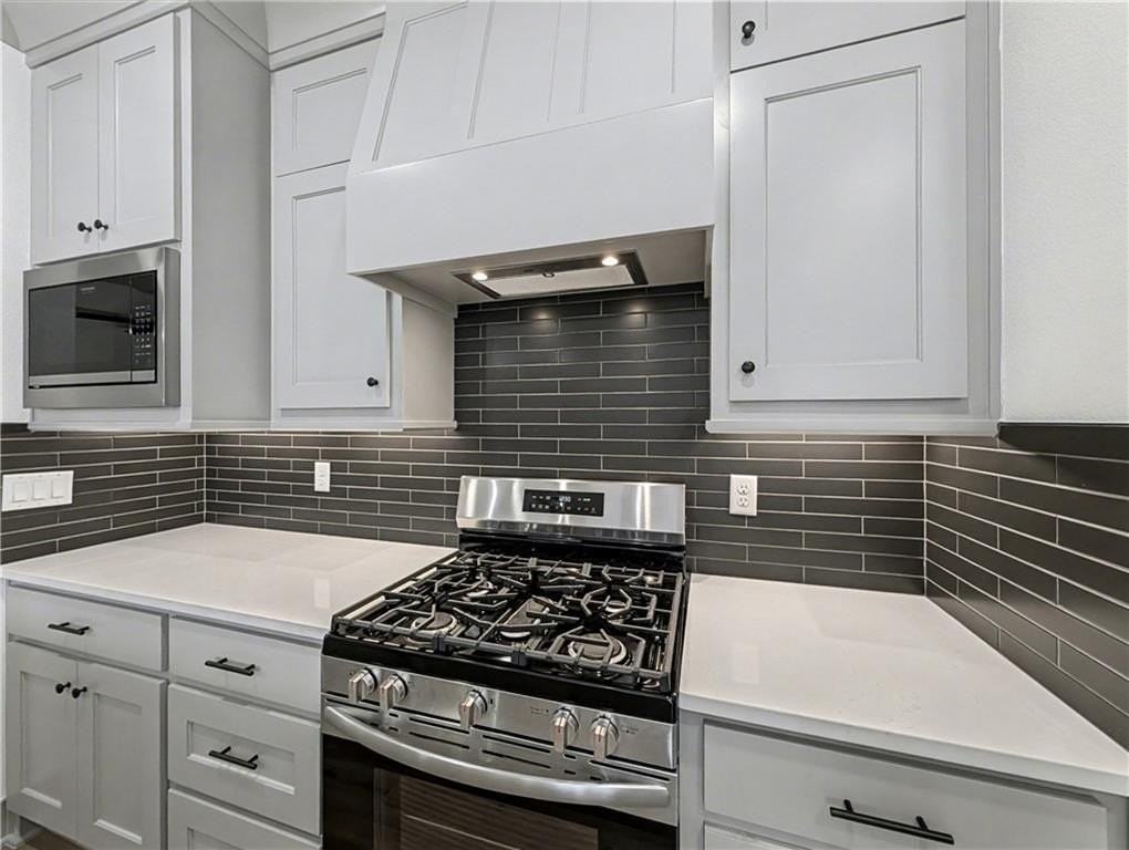 4979 Farmhouse St - Photo 4 of 39