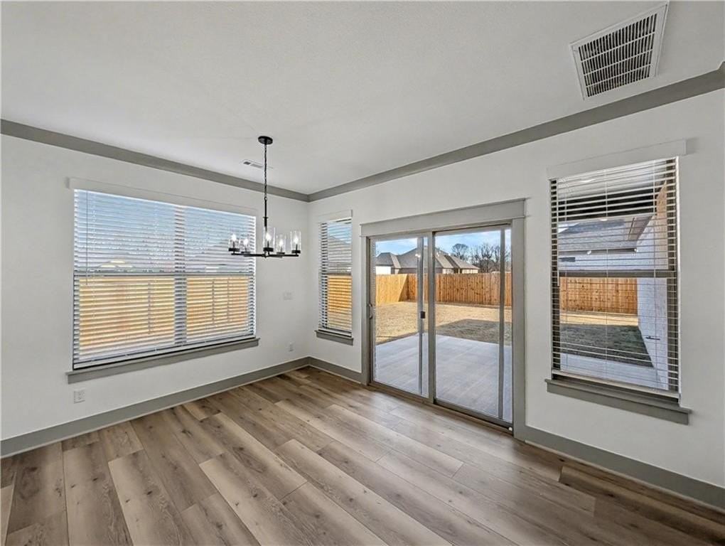 4979 Farmhouse St - Photo 7 of 39