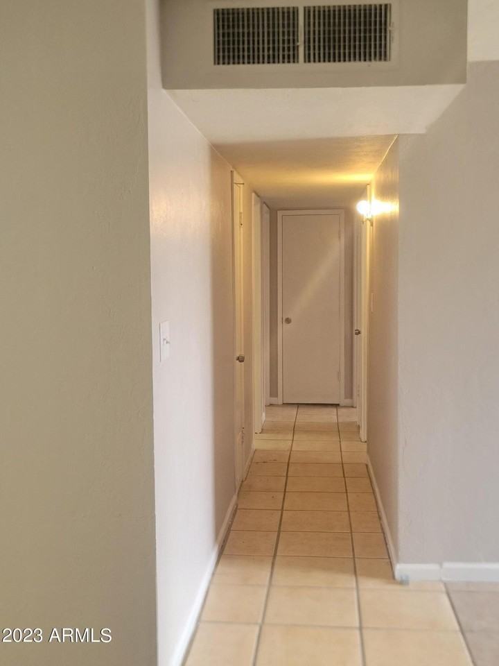 6518 N 41st Ave - Photo 5 of 13