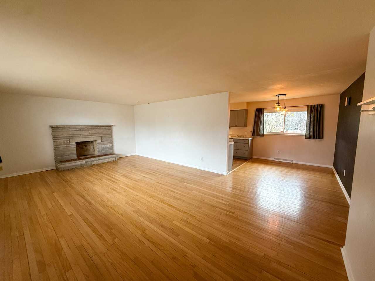 9 Paradise Ln #1 - Photo 3 of 22