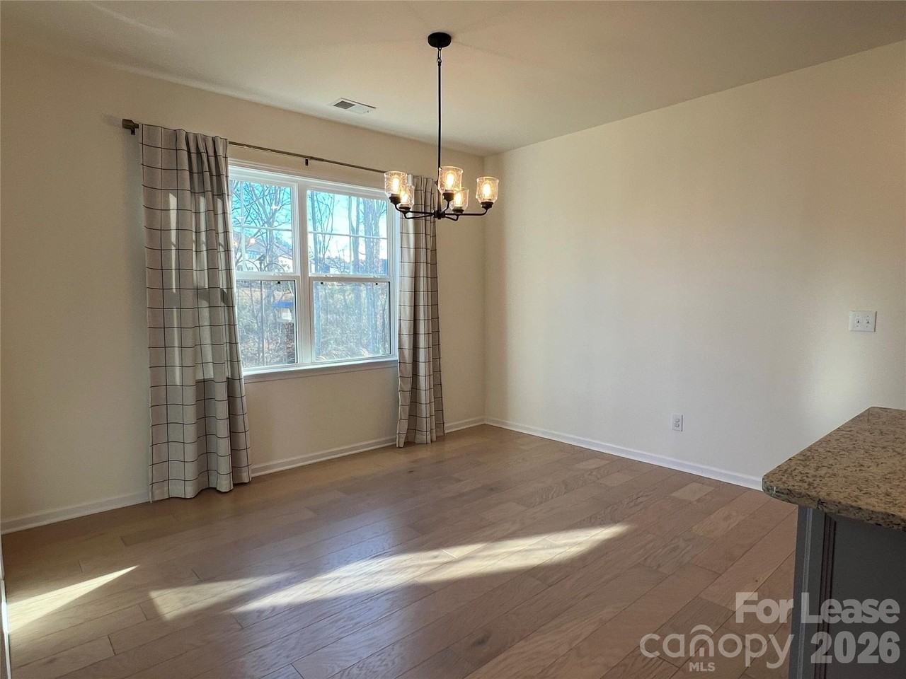 5016 Britannia Blvd - Photo 7 of 29