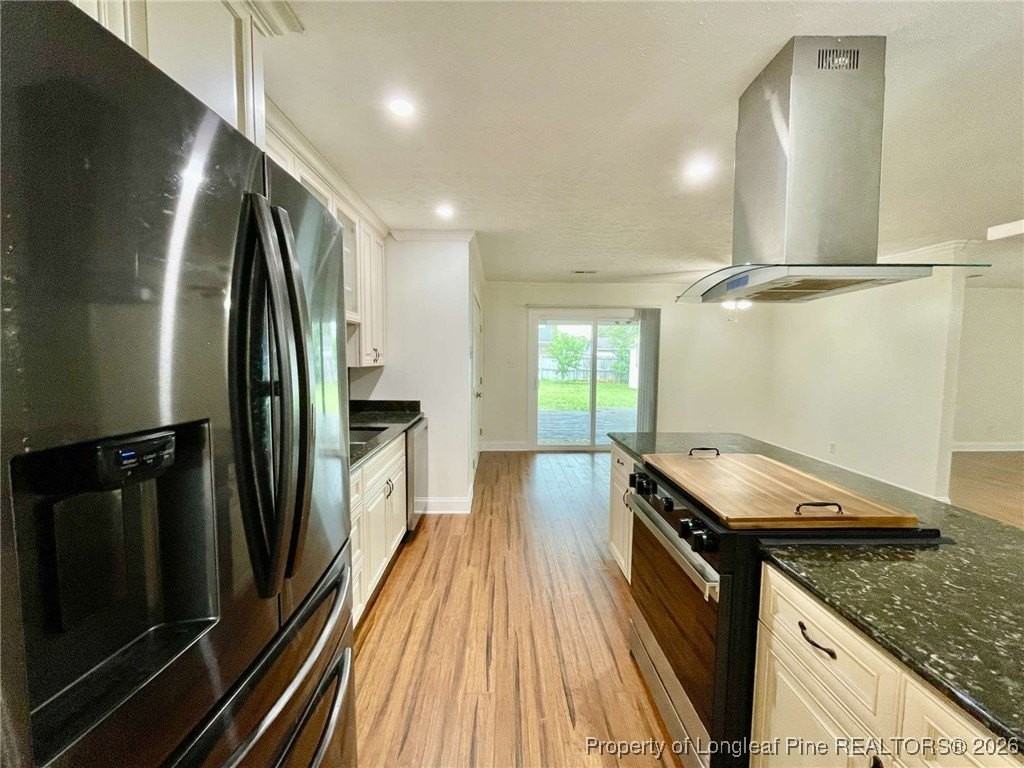 6826 Beaverstone Dr - Photo 5 of 21