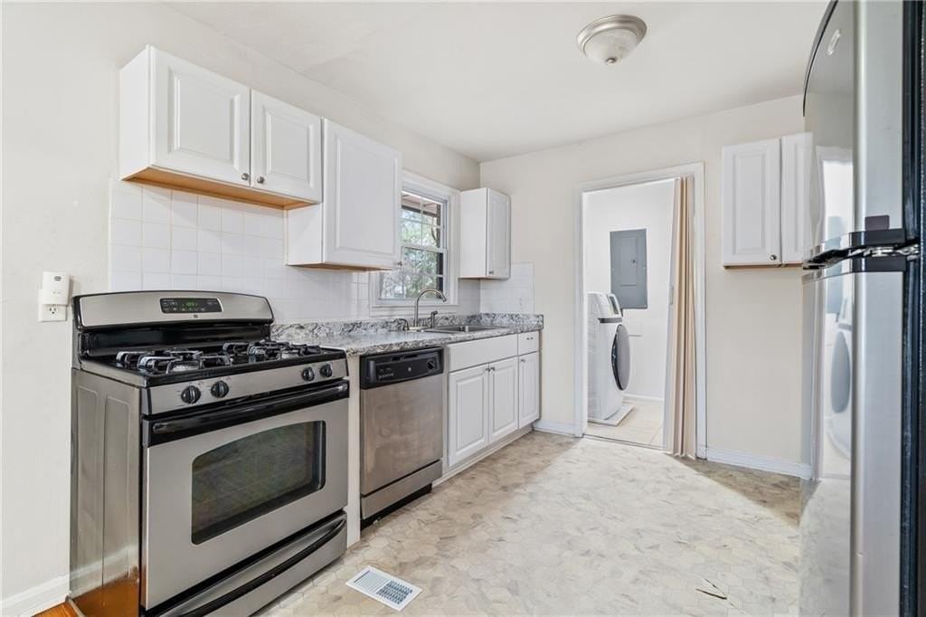 681 Toliver St Ne - Photo 6 of 18