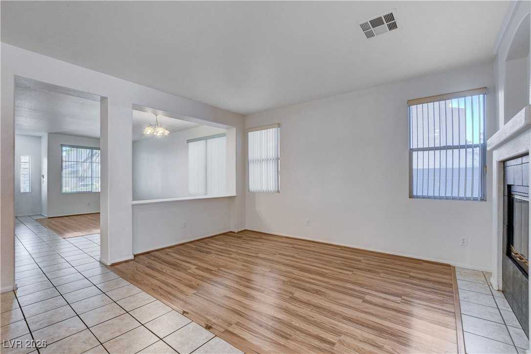 3737 Ocean Waters St - Photo 6 of 50