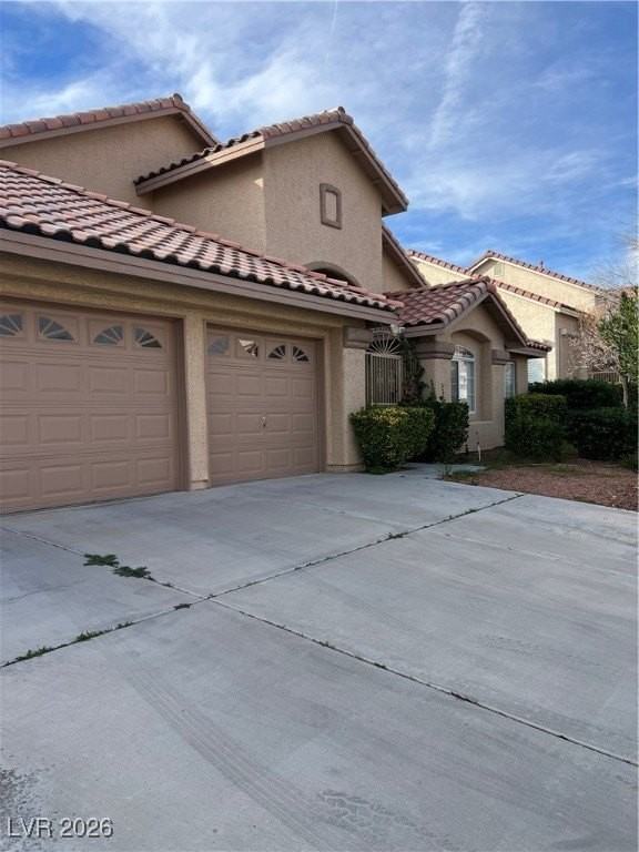 373 Kenya Rd - Photo 2 of 22