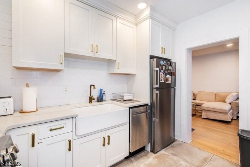 380 Claremont Ave #1 - Photo 6 of 23