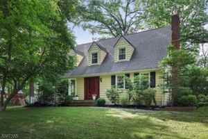 featured image of 924 Maurice Ave