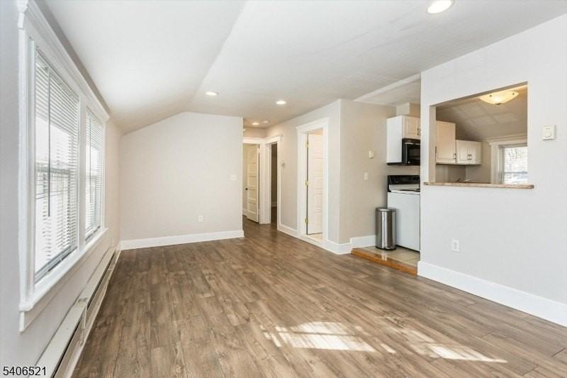 9 Lincoln St - Photo 5 of 24