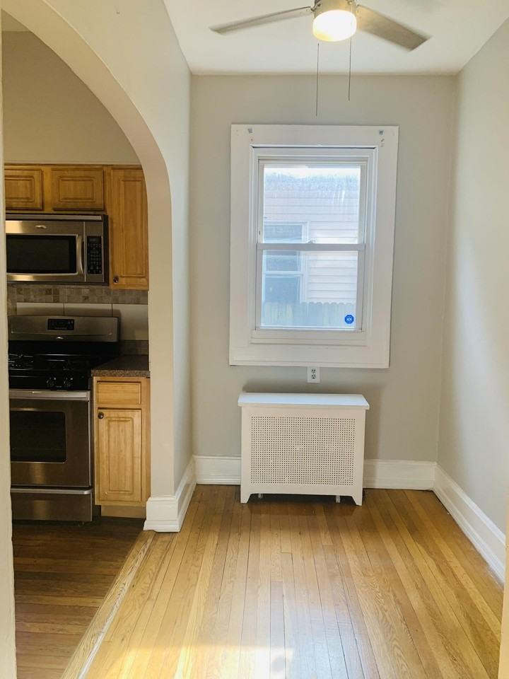 86 W 34th St #2 - Photo 4 of 14