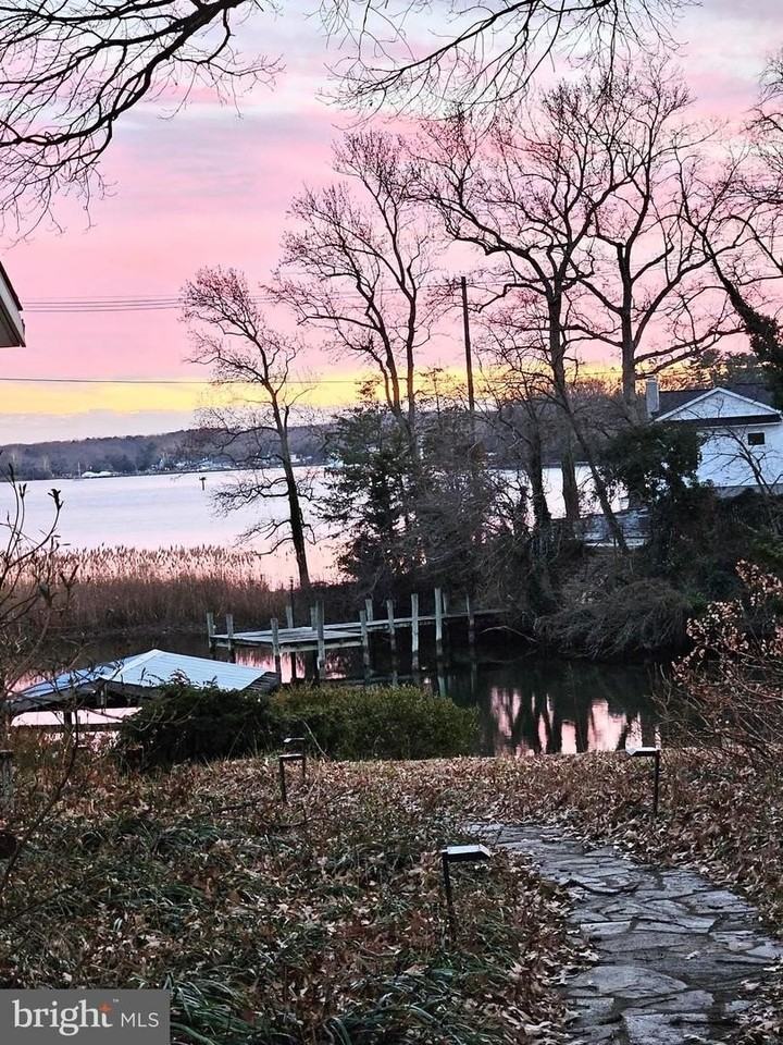 355 Sturtons Ln - Photo 2 of 39