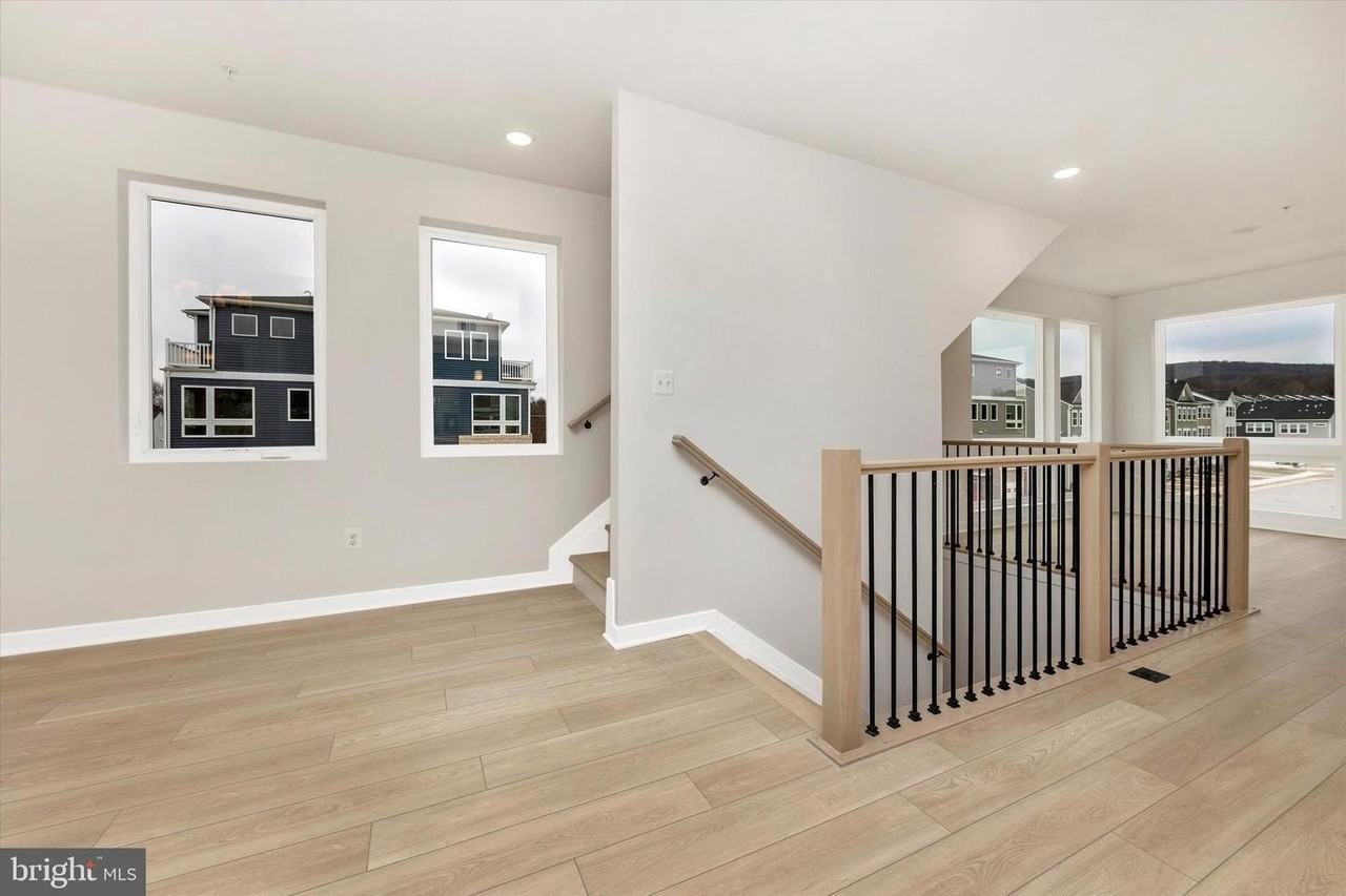 714 Iron Forge Rd Unit A - Photo 3 of 33