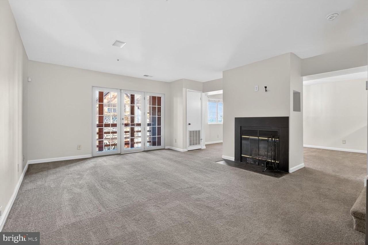 4950 Columbia Rd - Photo 2 of 27