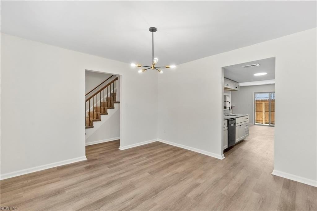 1967 Darnell Dr - Photo 2 of 32