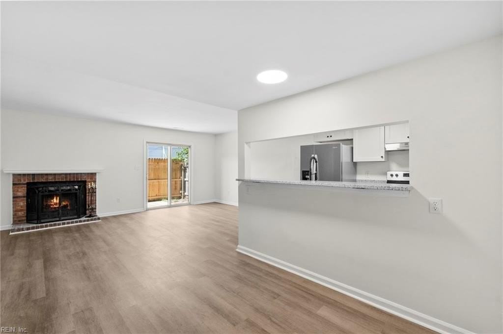 1967 Darnell Dr - Photo 4 of 32