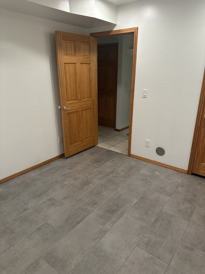 2009 Maurice Ave #1 - Photo 3 of 11