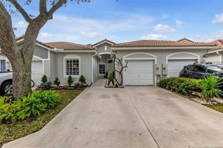 1217 Sw 48th Ter - Photo 1 of 1