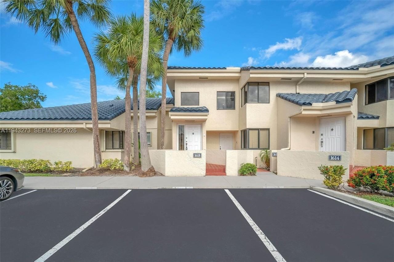 1618 Nw 81st Way #1618 - Photo 7 of 37