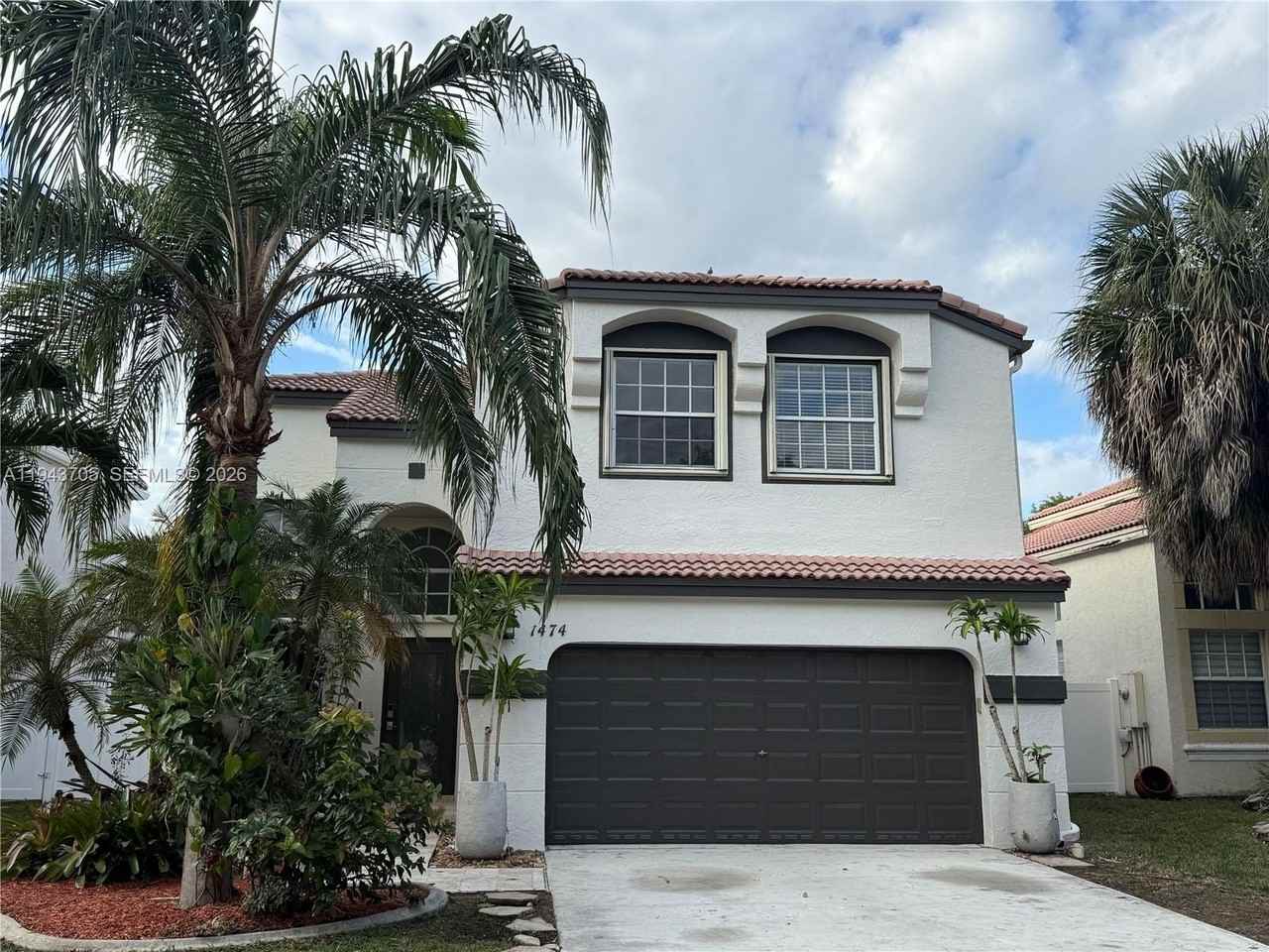 1474 Nw 153rd Ln #1474 - Photo 2 of 50