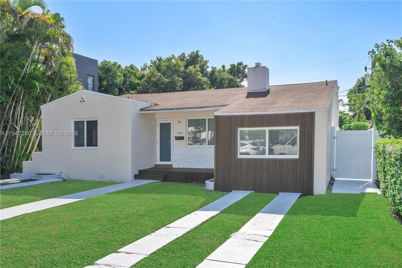 2350 Sw 26th St - Photo 6 of 50