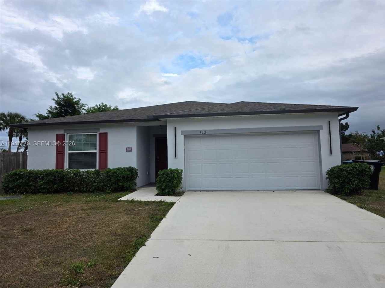 982 Sw Commonwealth Rd #0 - Photo 2 of 50