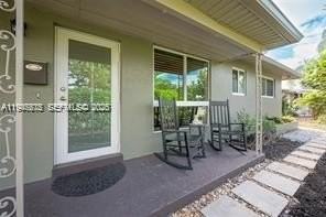 1532 Ne 39th St #0 - Photo 2 of 33