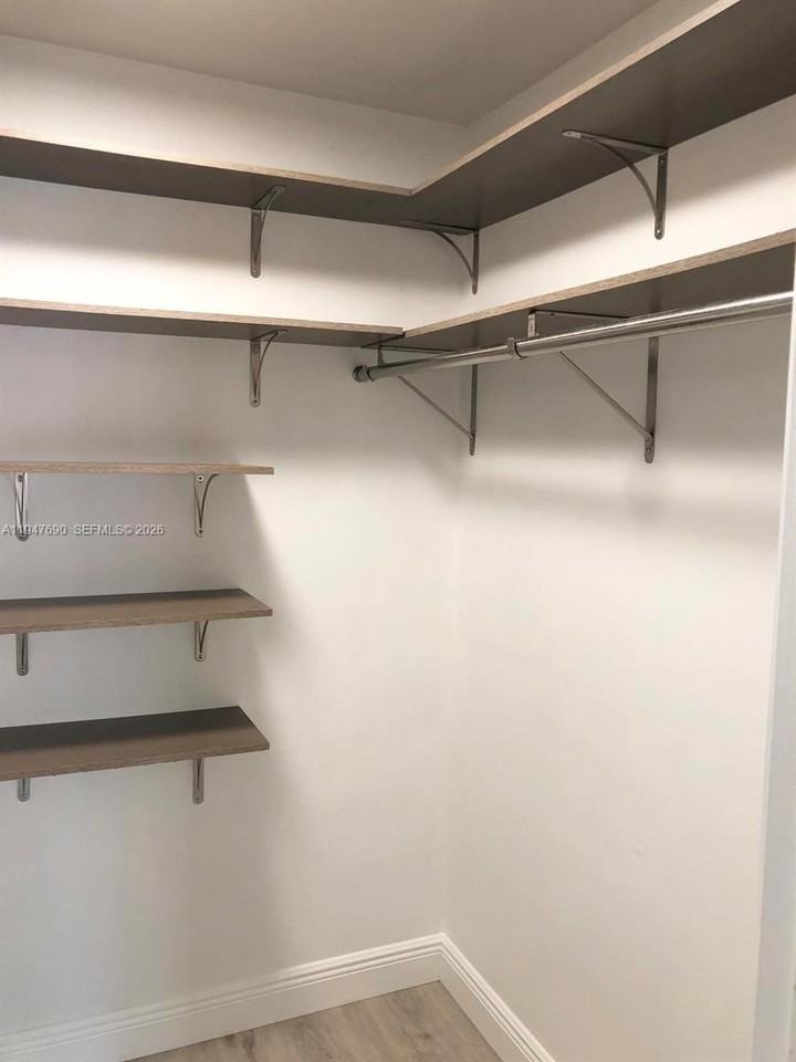 630 S Park Rd #24-3 - Photo 5 of 7