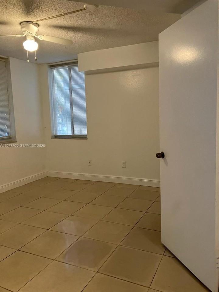 4035 W Mcnab Rd #F104 - Photo 5 of 7