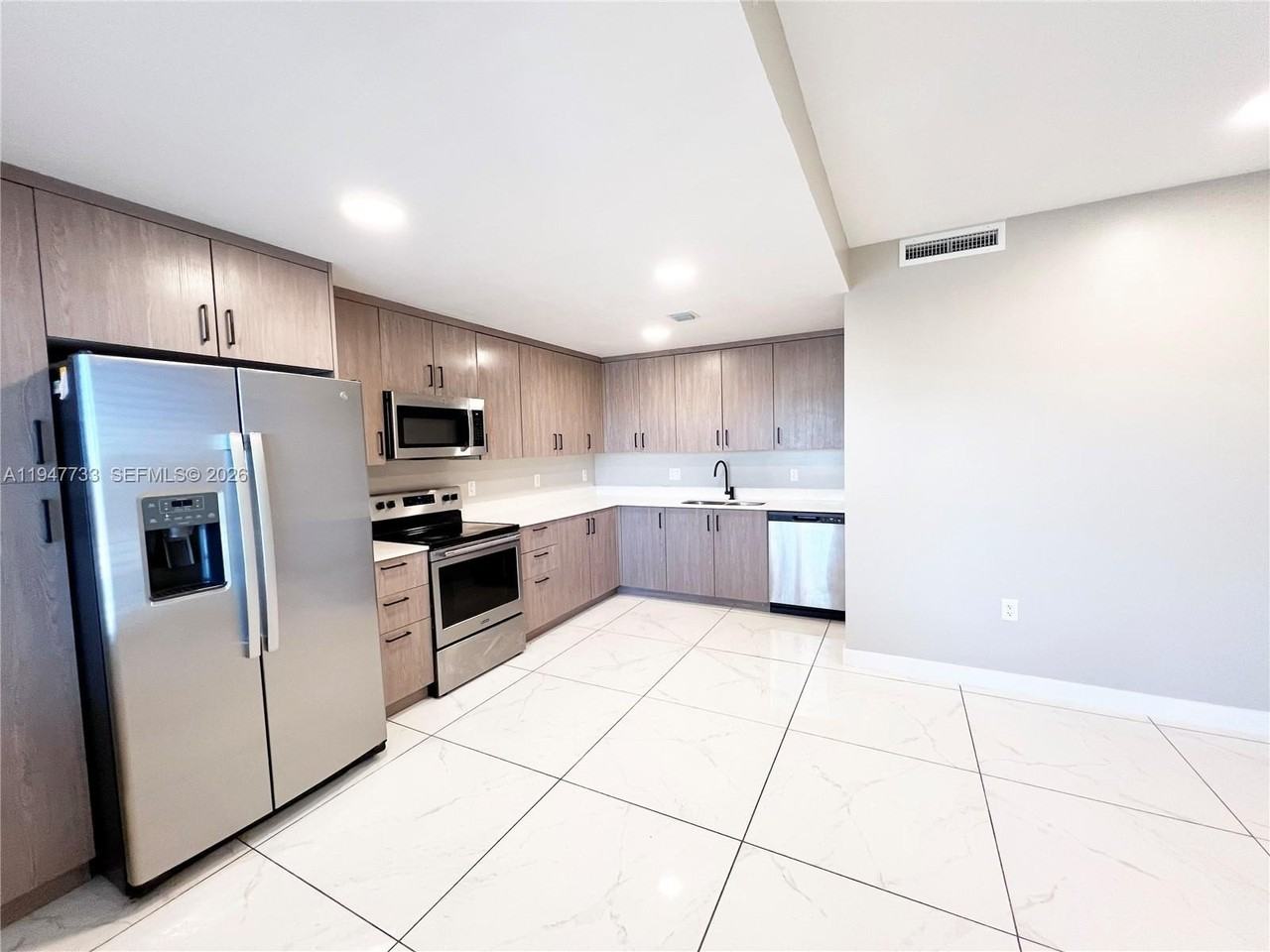 25649 Sw 144th Ave - Photo 5 of 25