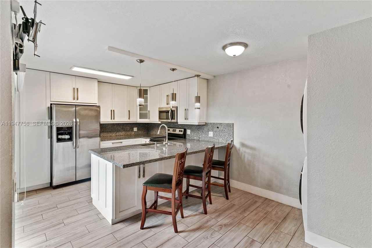 2588 Garden Ct #2588 - Photo 5 of 50