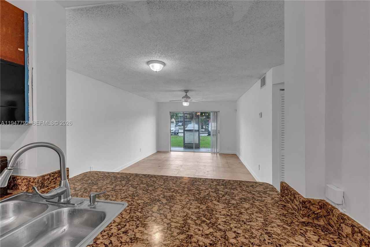 2800 Nw 56th Ave #H104 - Photo 2 of 34