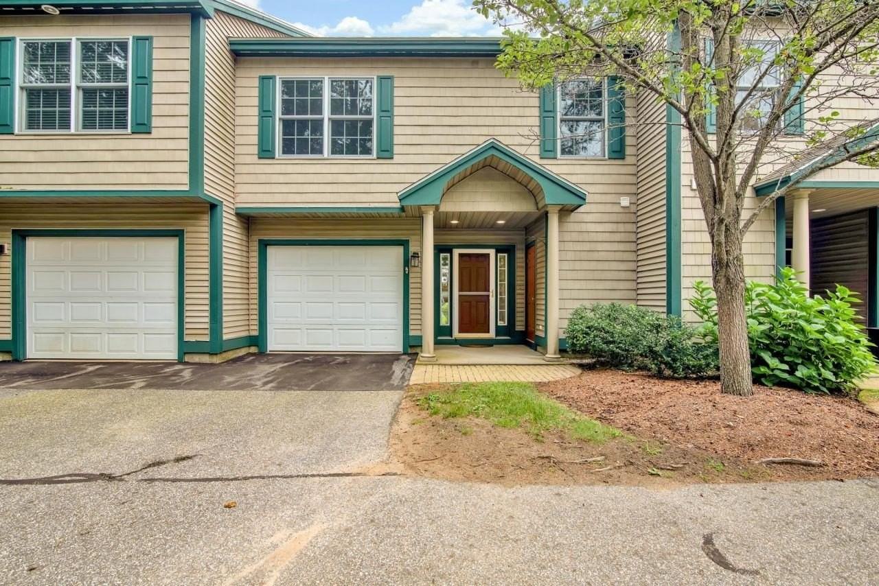 8 Deborah Ln - Photo 2 of 43