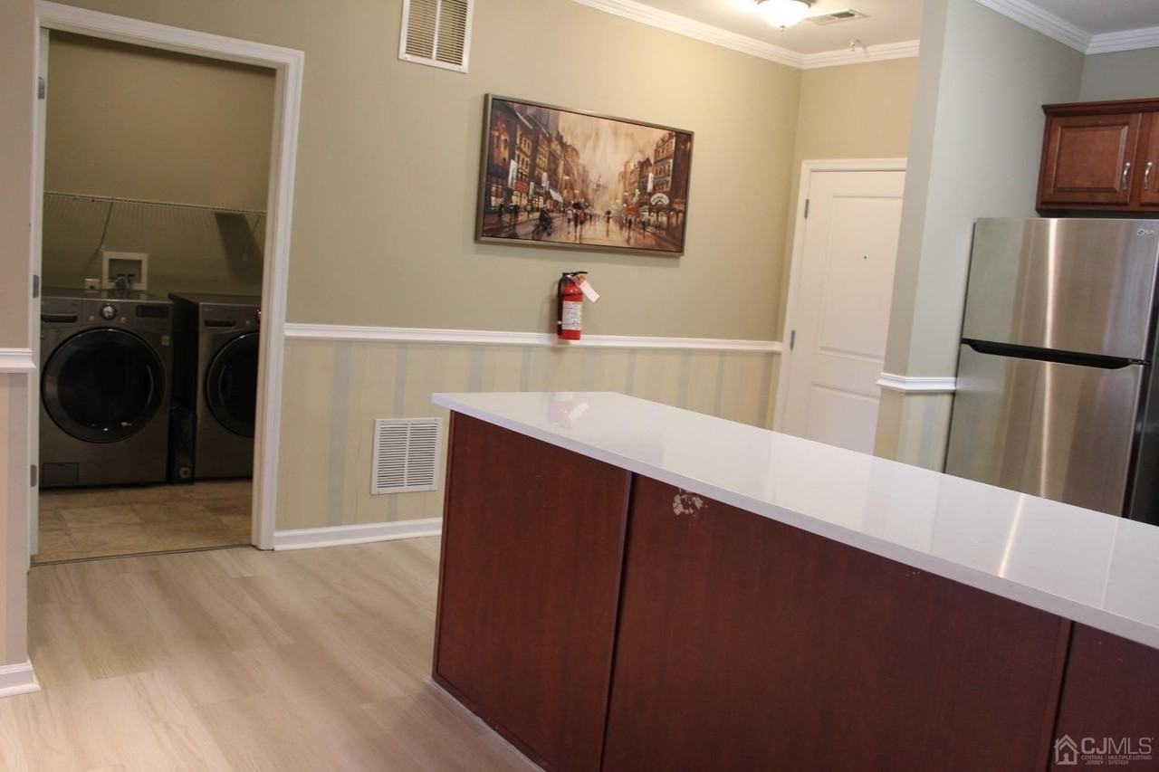 514 Doral Ct - Photo 6 of 17