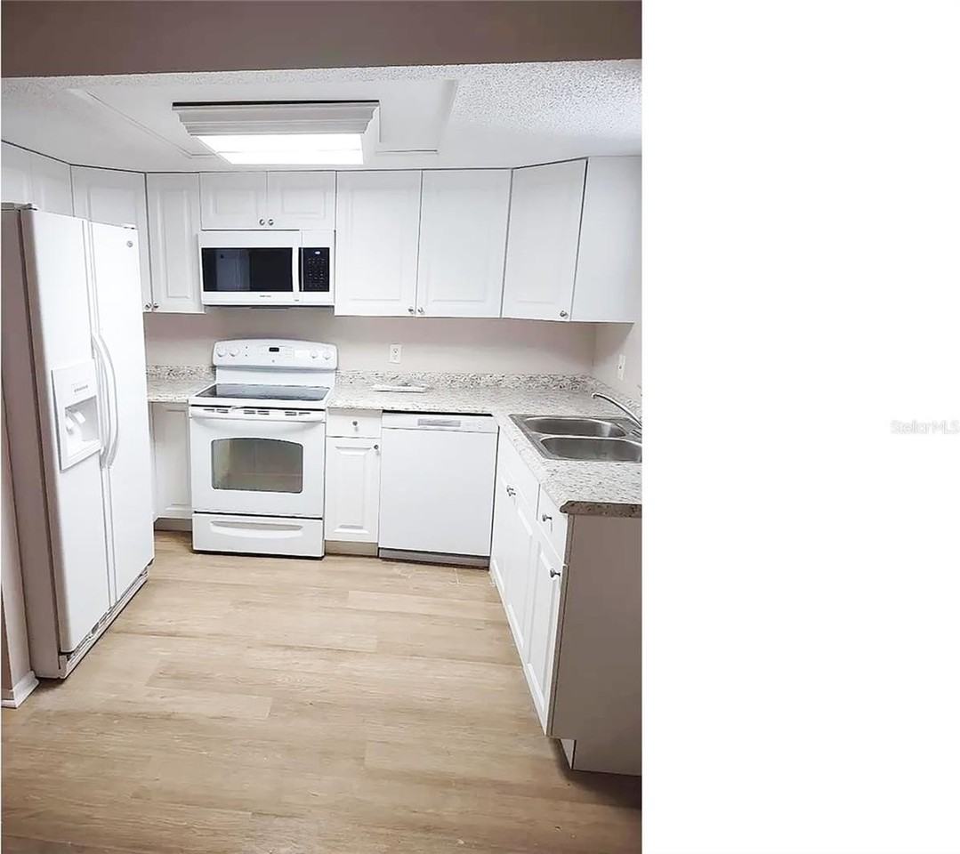 82 W Wentworth St - Photo 4 of 17